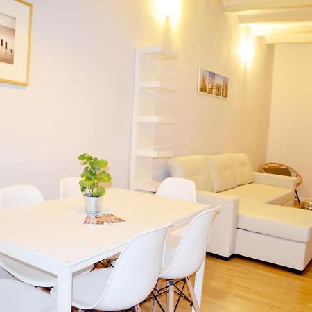 Barcelona Mercaders Apartments ภายนอก รูปภาพ