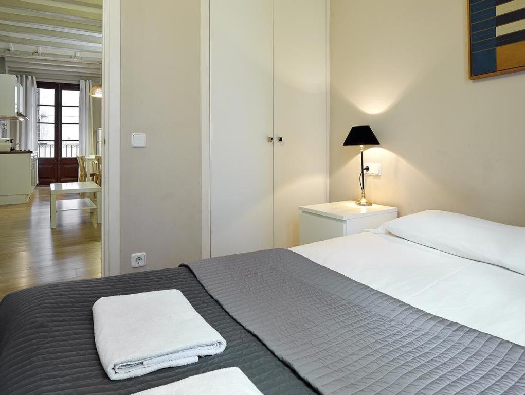 Barcelona Mercaders Apartments ภายนอก รูปภาพ