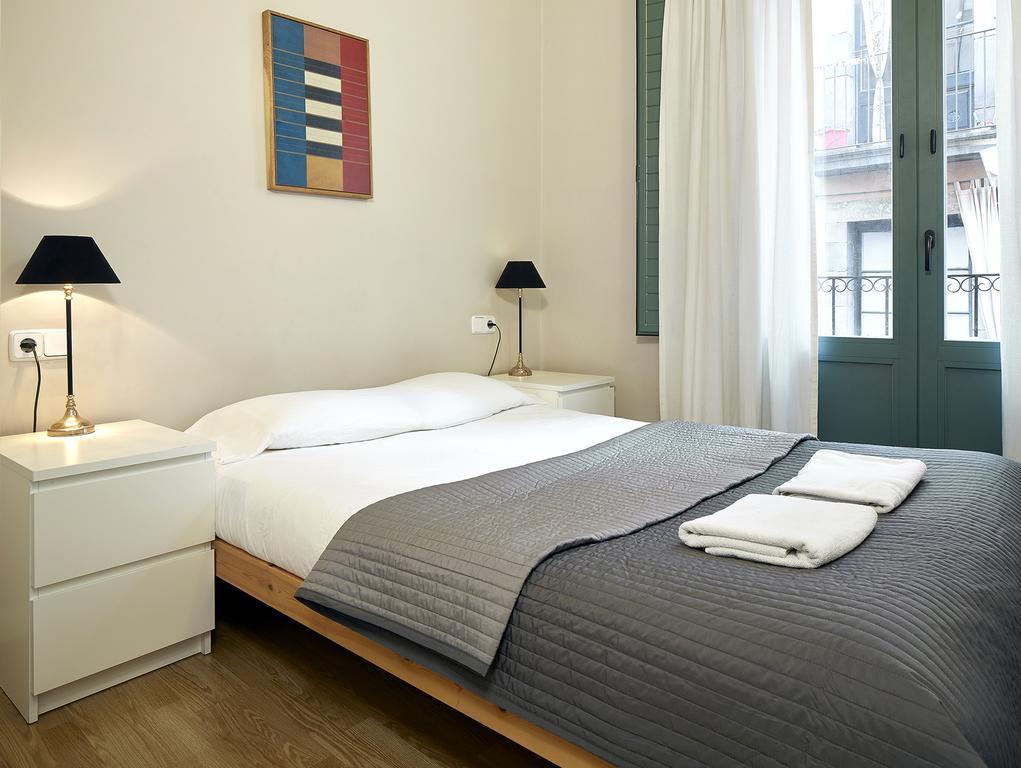 Barcelona Mercaders Apartments ภายนอก รูปภาพ